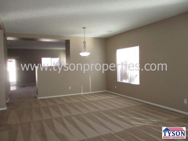 Building Photo - 6455 Shiprock Ct NE