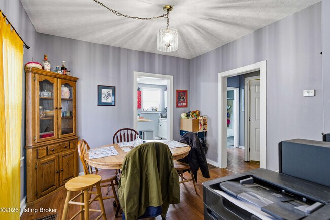 Foto del edificio - 924 Burton Ave