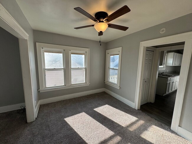 Building Photo - 1414 Iowa St