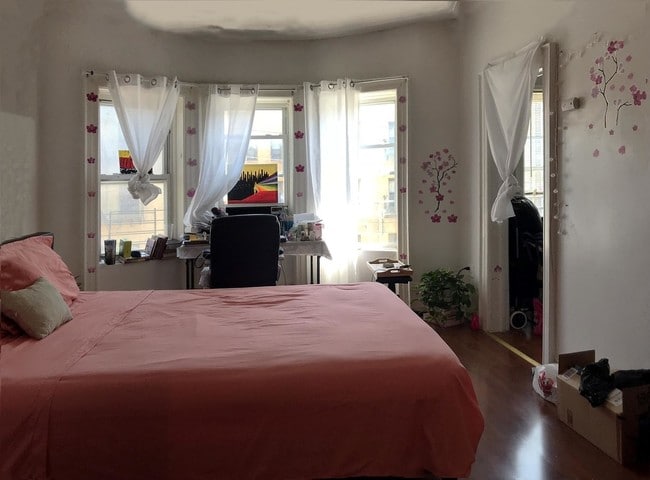 Bedroom 2 - 242 S 3rd Ave