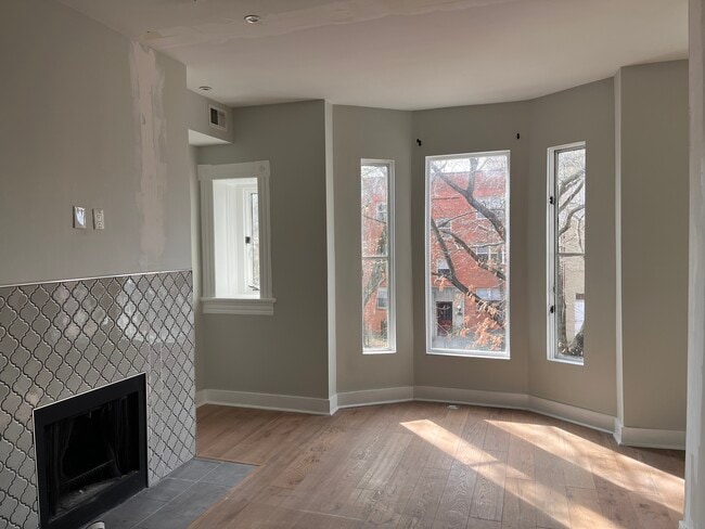 Photo - 1015 P St NW Apartments