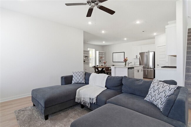 Foto del edificio - 233 S Harrogate Ln