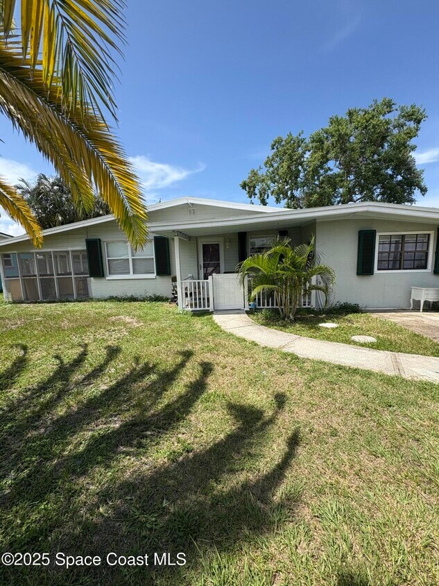 Foto principal - 1560 Anchor Ln