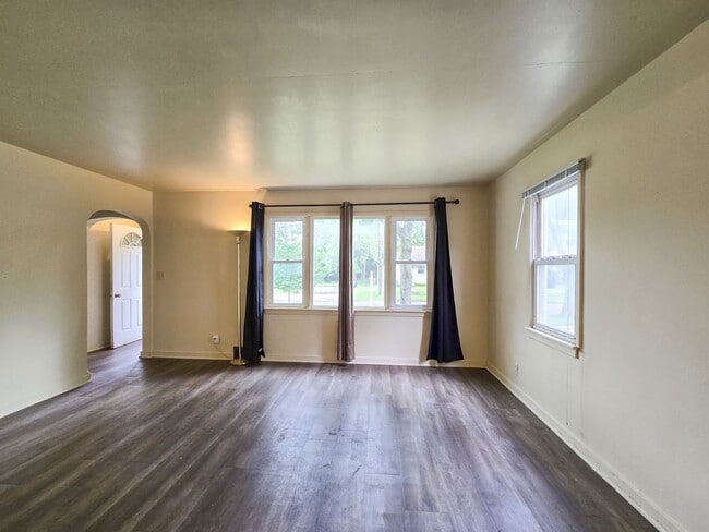 Foto del edificio - 654/656 Ripley Ave