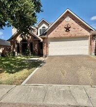 Building Photo - 6921 Fruitwood Dr