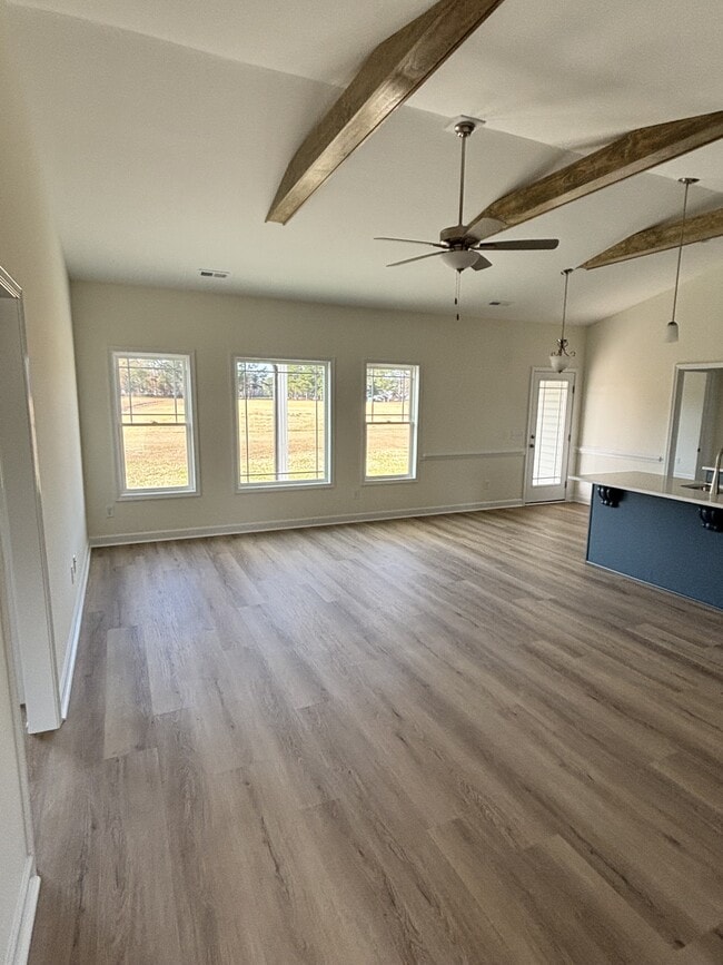 Foto del edificio - 149 Budd Godwin Ln