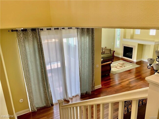 Foto del edificio - 3 br, 3 bath Townhome - 11506 Autumn Glen Ct