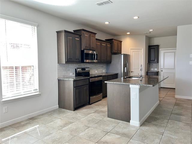 Building Photo - 170 Colter Dr