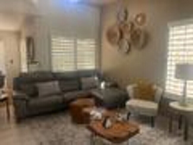 Building Photo - Sonrisa Condo on Golf Course