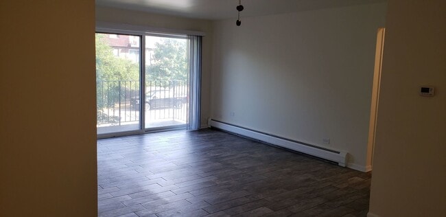 Building Photo - 1228 Whispering Hills Ct