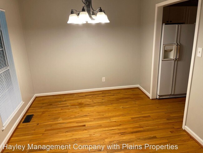 Foto del edificio - 4 br, 2 bath House - 530 Lee Road 737