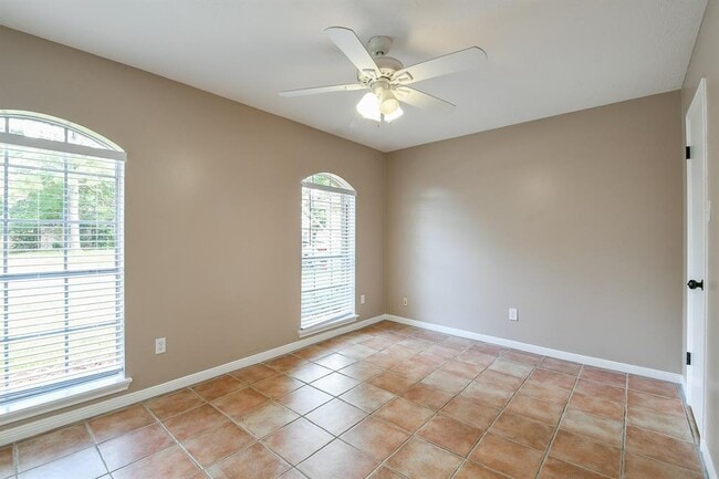 Building Photo - 16746 Square Rigger Ln