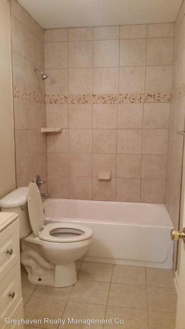 Building Photo - 4837-4839 Bonny Lake Ln