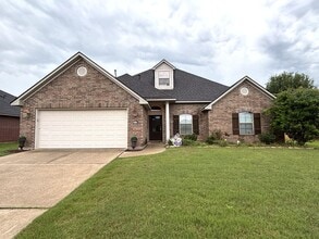 Building Photo - 2218 Shumark Trail