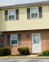 Building Photo - 209 W Hamilton Ave
