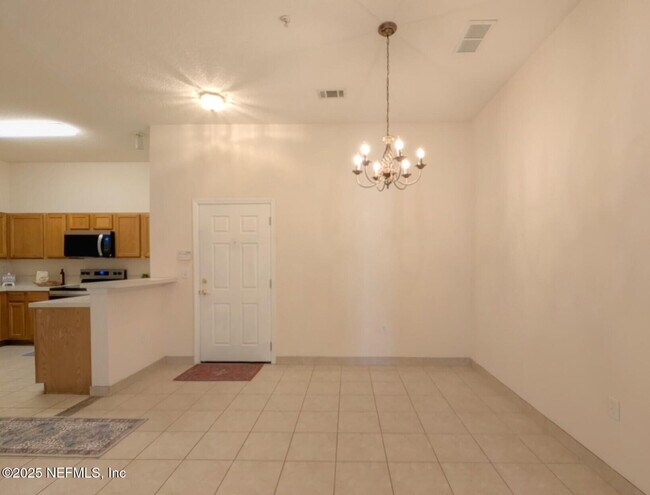 Foto del edificio - 9595 Amarante Cir