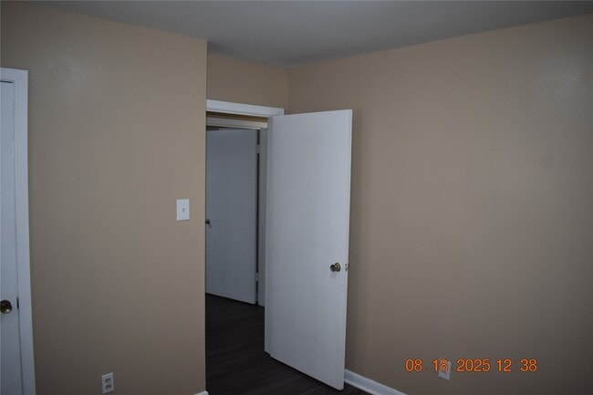 Foto del edificio - 5234 Grace Point Ln