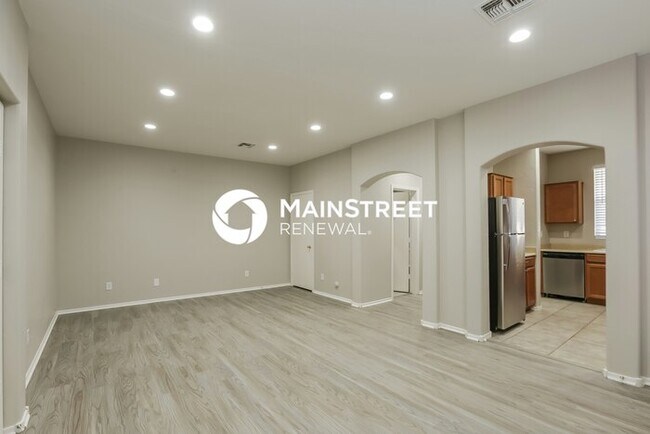 Foto del edificio - 3 Bedroom Pet-Friendly Home in Phoenix, AZ with Main Street Renewal