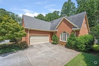 Building Photo - 3795 Ashford Trail NE