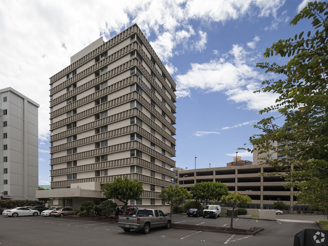 Building Photo - Lakeview Sands