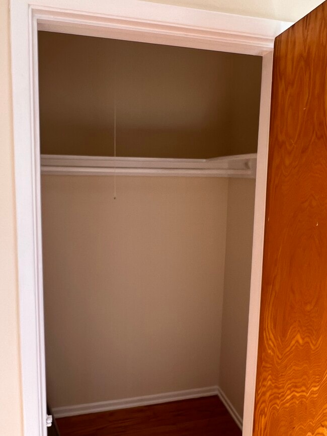 Closet - 438 S Oakhurst Dr