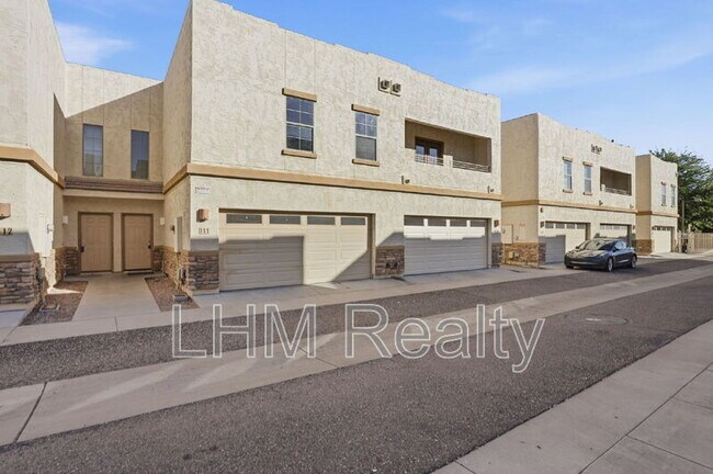 Foto del edificio - 15818 N 25th St