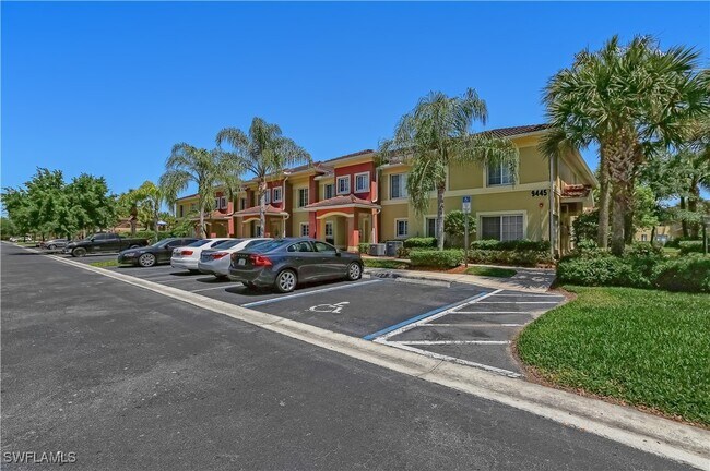 Foto del edificio - 9445 Ivy Brook Run