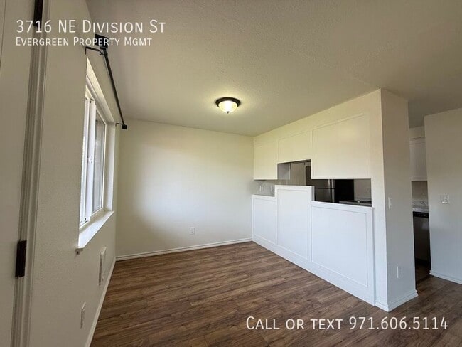 Building Photo - 3716 NE Division St