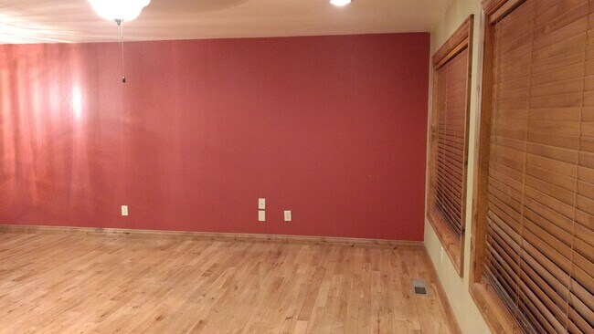 Foto del edificio - 1782 Larson Rd