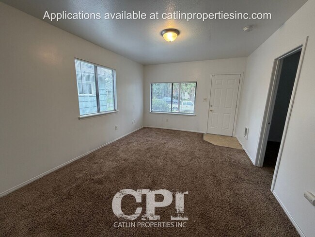 Foto del edificio - 321 21st Ave