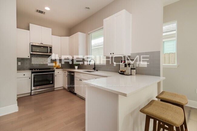 Foto del edificio - 4908 Hardy St