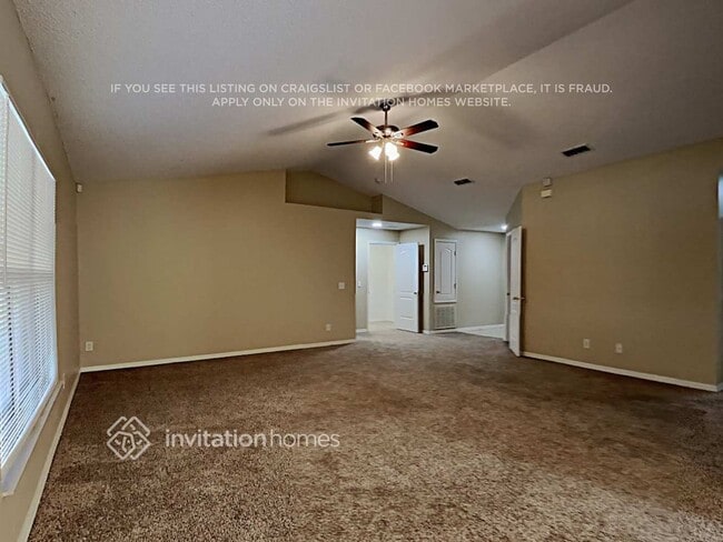 Building Photo - 340 Snook Way