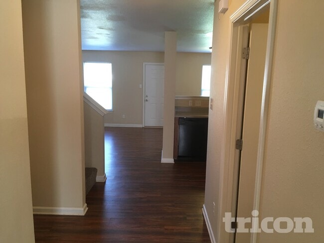 Foto del edificio - 1829 Oakdale Green Dr