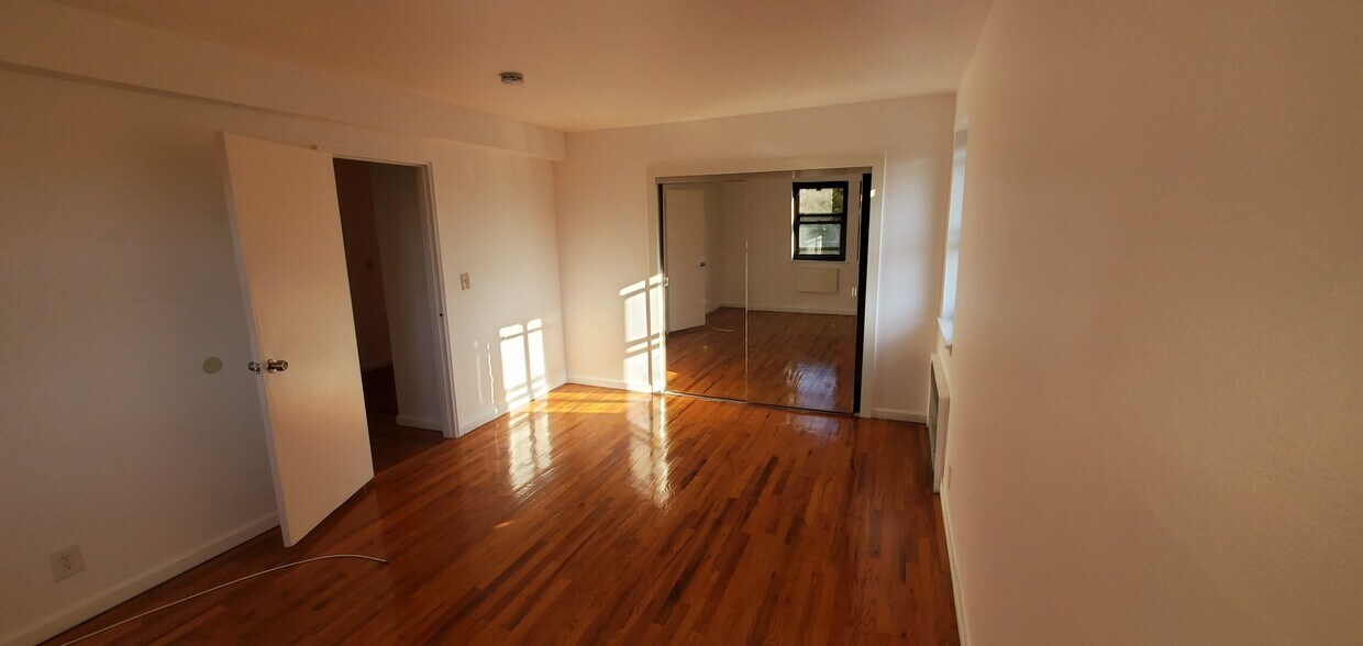 110 Fisher Ave Unit 5A, Eastchester, NY 10709 Apartments in