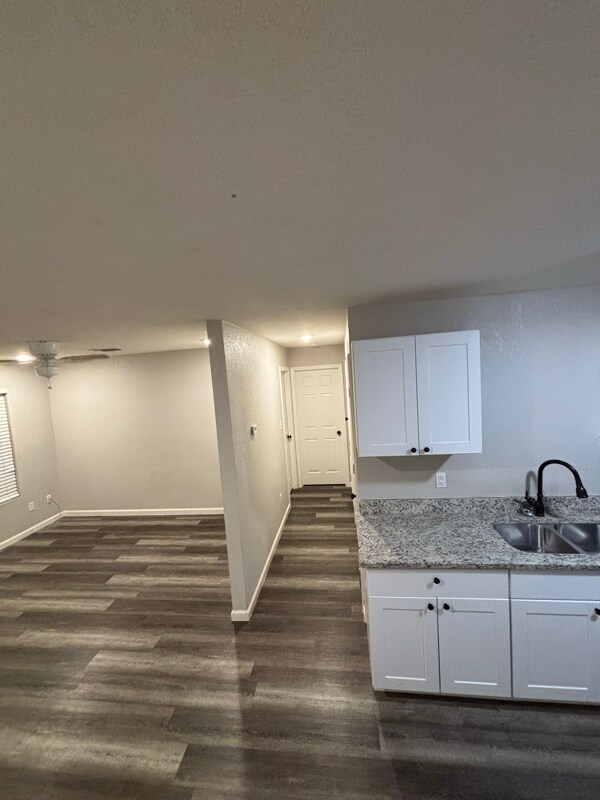 Foto del edificio - 822 Maple St