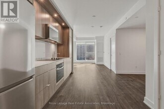 Building Photo - 25 Cordova Ave