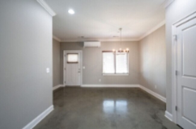 Building Photo - Location, Location , Location with this Be...