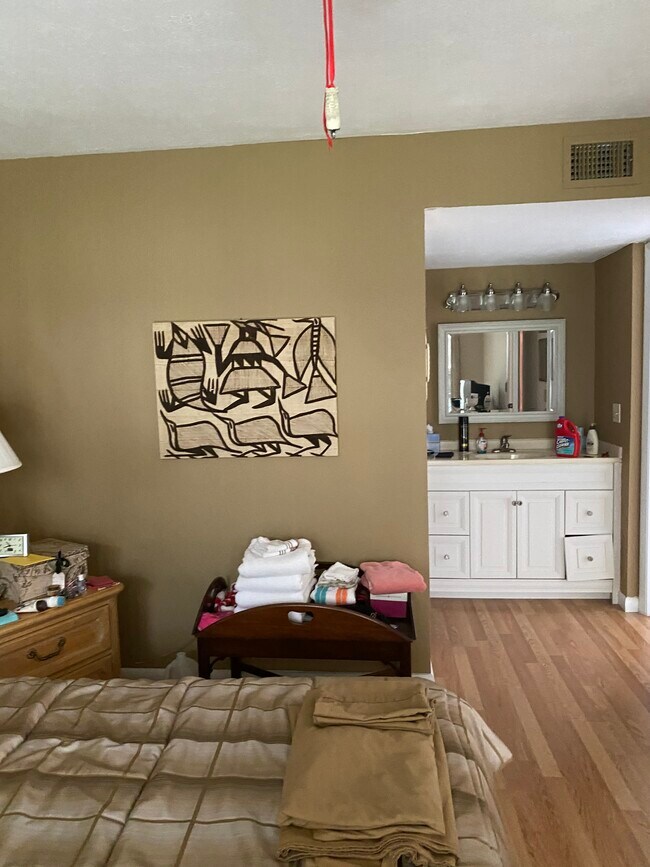 Foto del edificio - 3248 SE Aster Ln