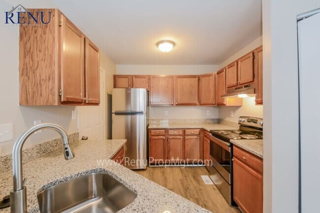 Building Photo - 11268 Liberty Landing Dr