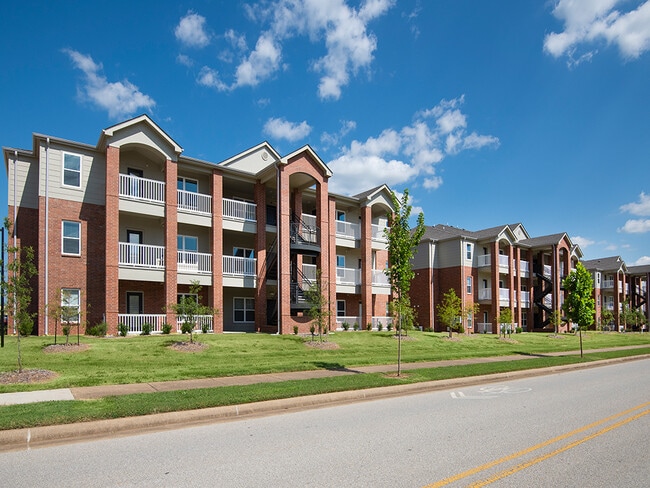Building Photo - Walton Crossing