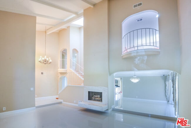 Foto del edificio - 3119 Hutton Dr