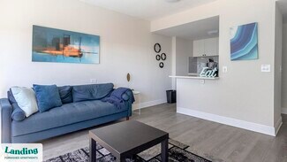 Building Photo - 305 Dr. M.L.K. Jr St S