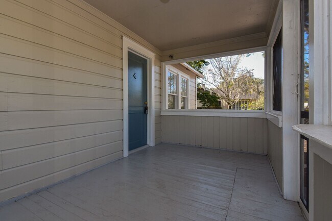 Foto del edificio - 517 NW 27th Ave