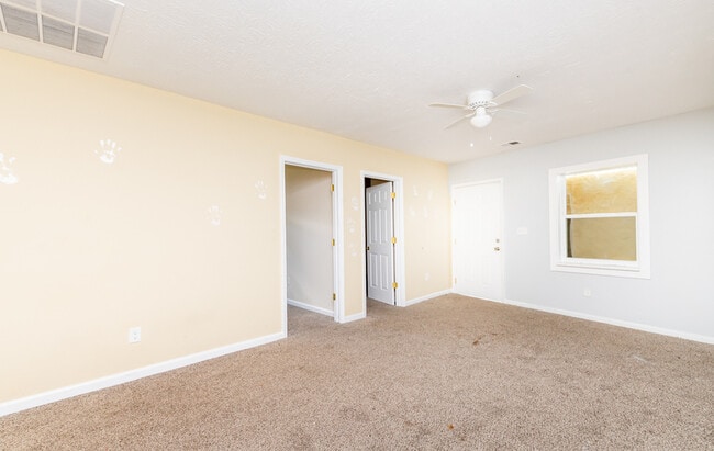 Foto del edificio - 1722 Gallagher St