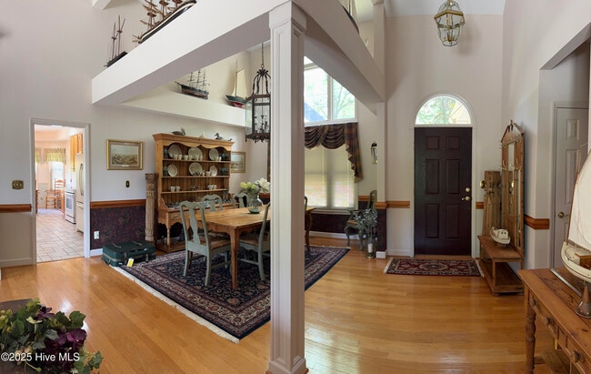 Building Photo - 7407 Fern Valley Dr