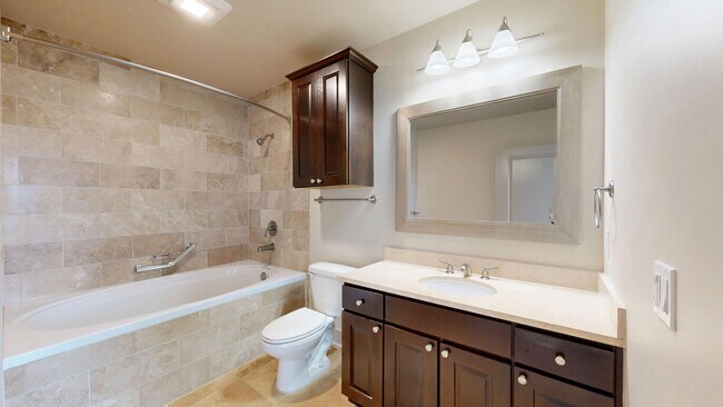 Interior Photo - TEN20