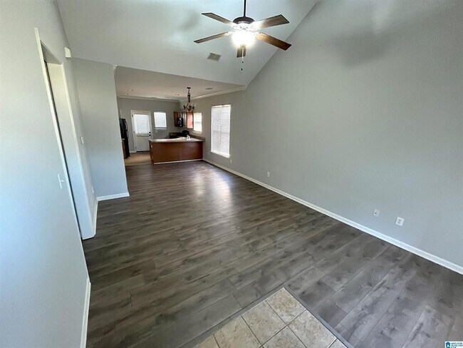 Foto del edificio - 2 bed, 2 bath townhome in Calera