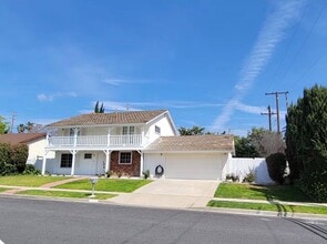 Building Photo - 1952 Burleson Ave
