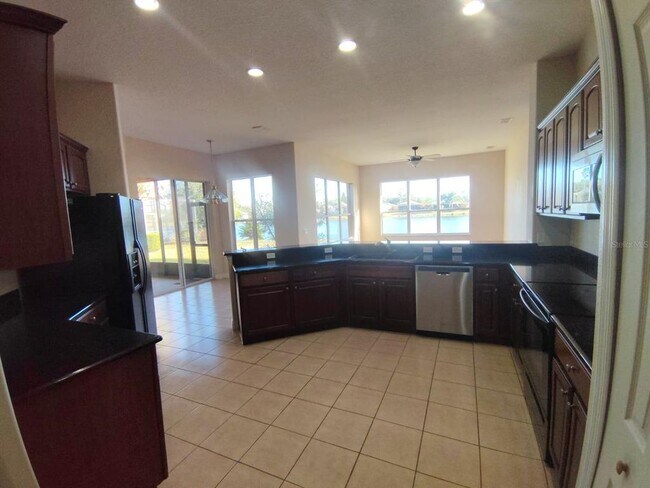 Foto del edificio - 843 Glendora Rd