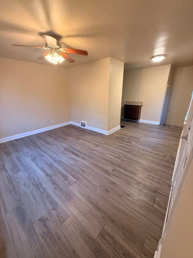 Foto del edificio - 932 Negley Ave